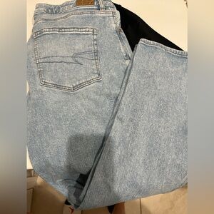 American Eagle Strigid Jeans